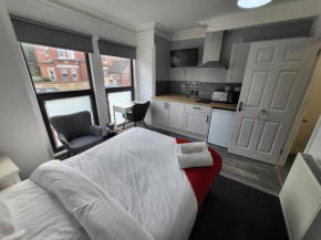 Fishpond Family Suite - Stay Sleep Rest